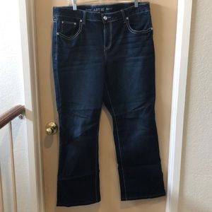 Boot cut jeans